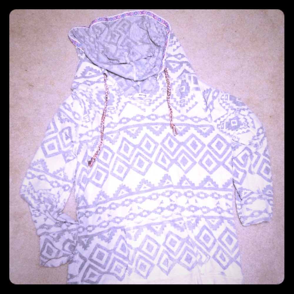 Hooded sweater